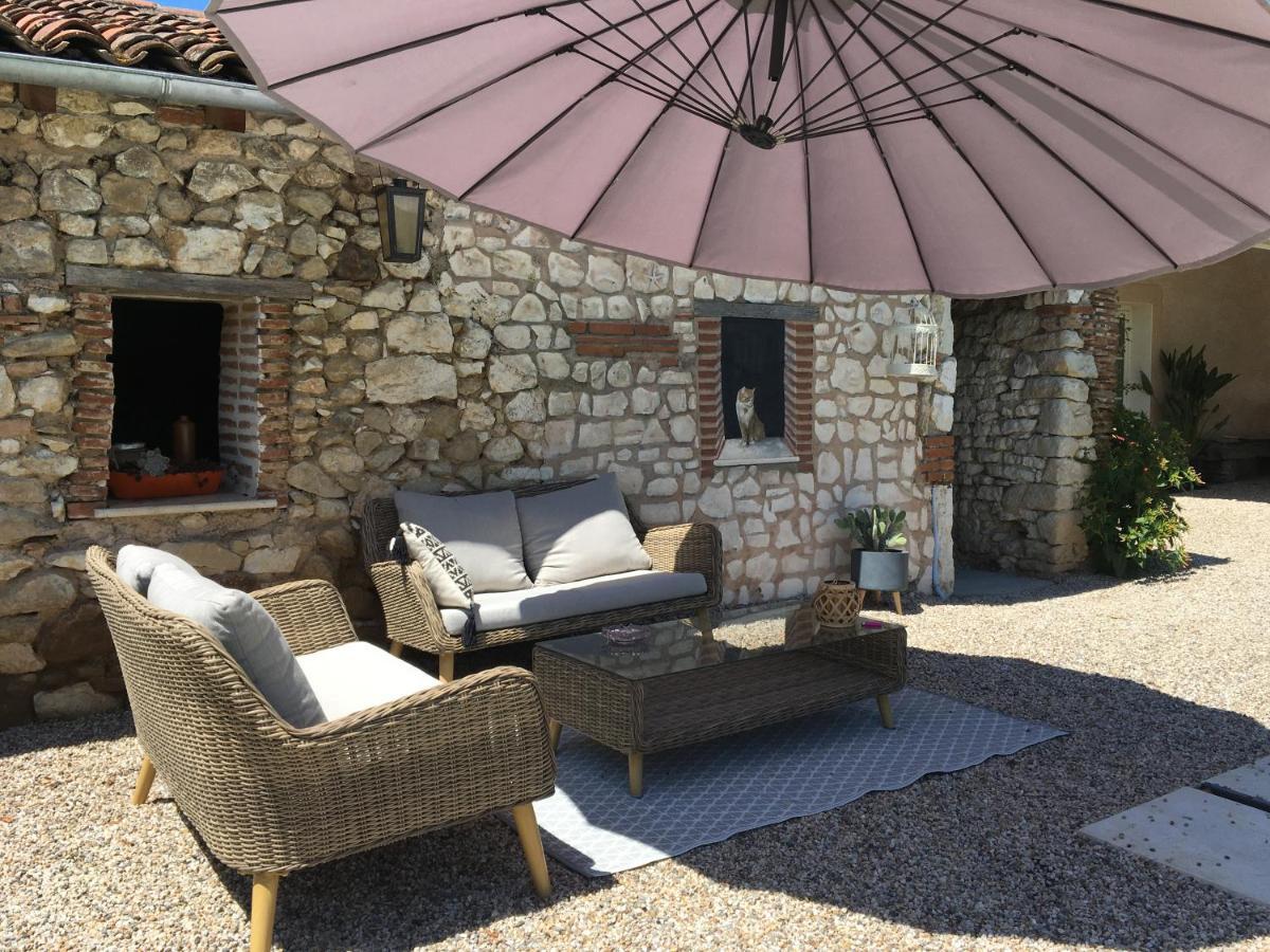 Gites Clodeguy No 2 Saint-Sylvestre-sur-Lot Esterno foto
