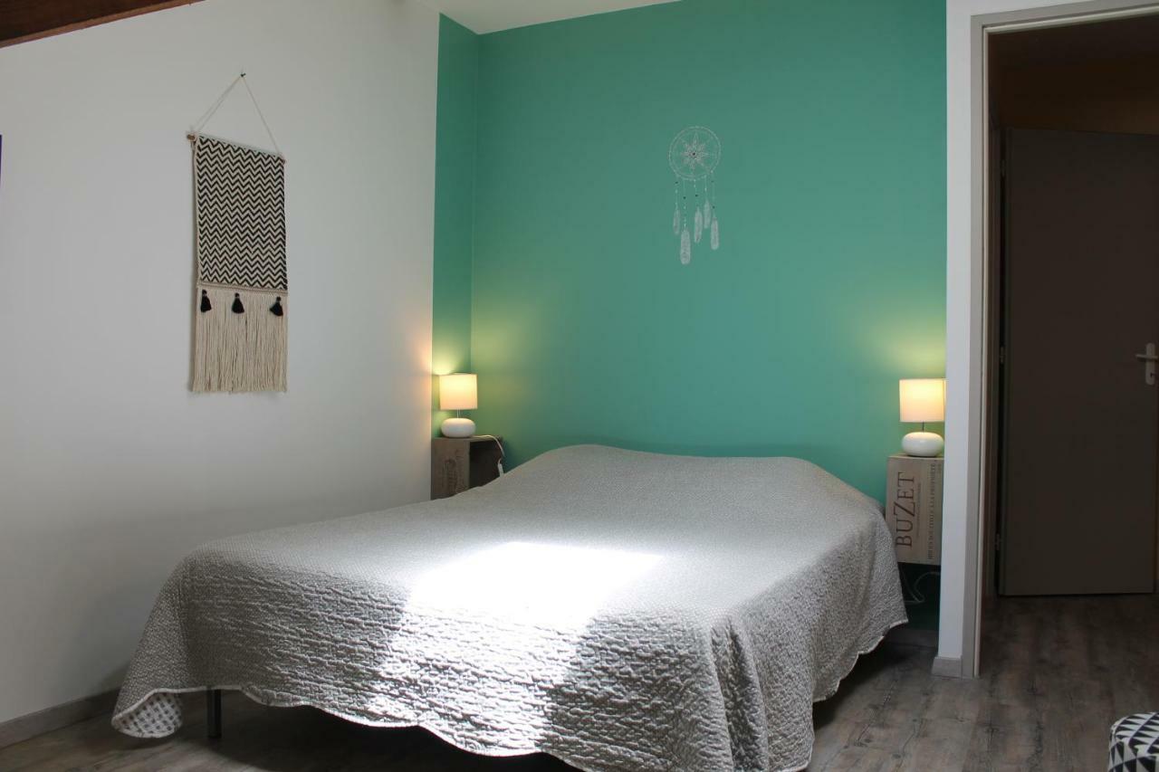 Gites Clodeguy No 2 Saint-Sylvestre-sur-Lot Esterno foto
